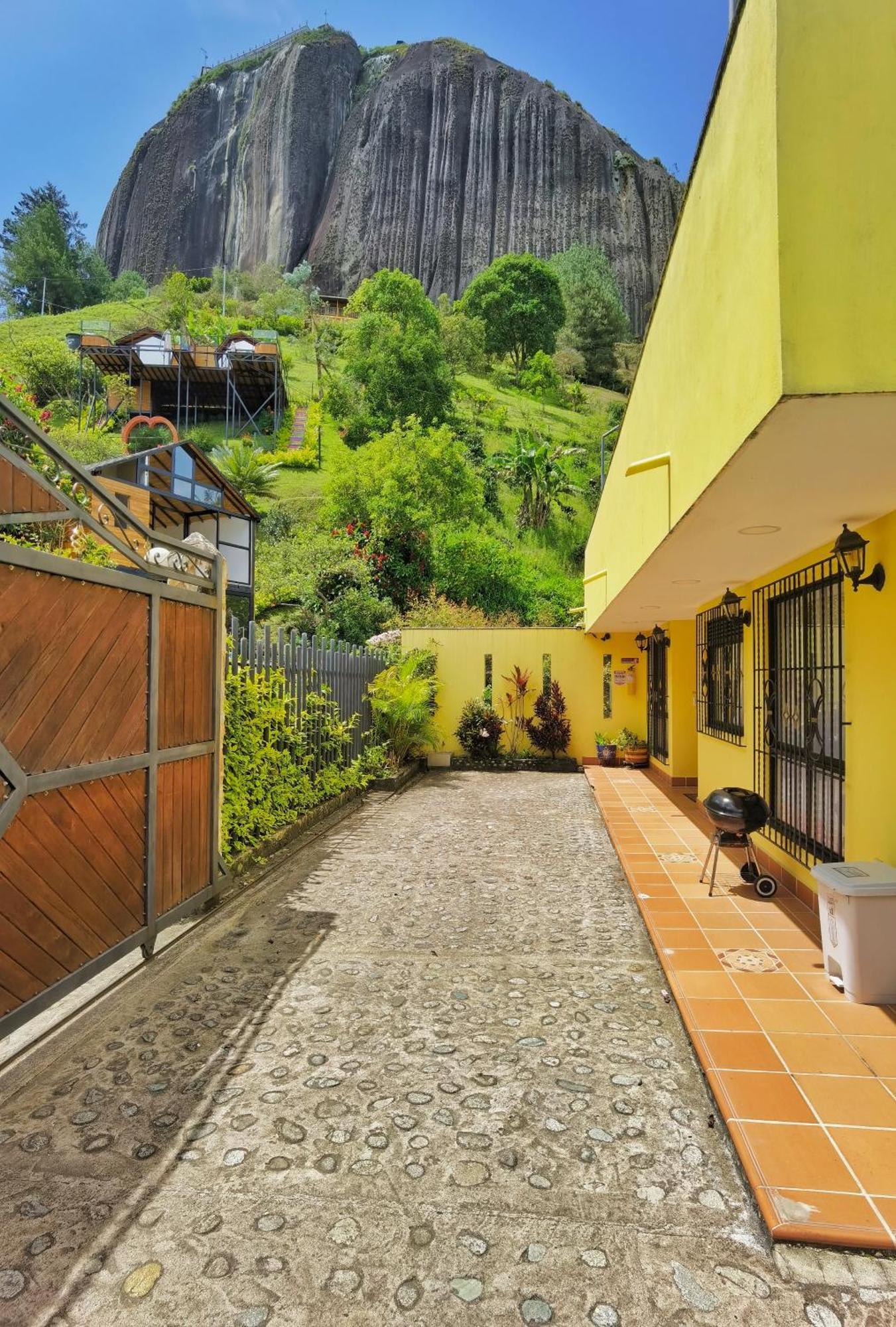 Hermosa Casa De Campo En Guatape Exterior photo